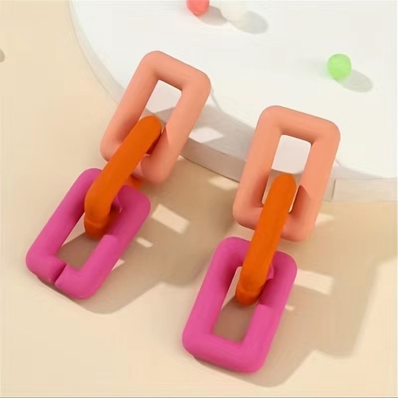 Three Colored Acrylic Chainlink Dangle Drop Stud Earrings Peach Orange Neon Pink - Picture 1 of 7